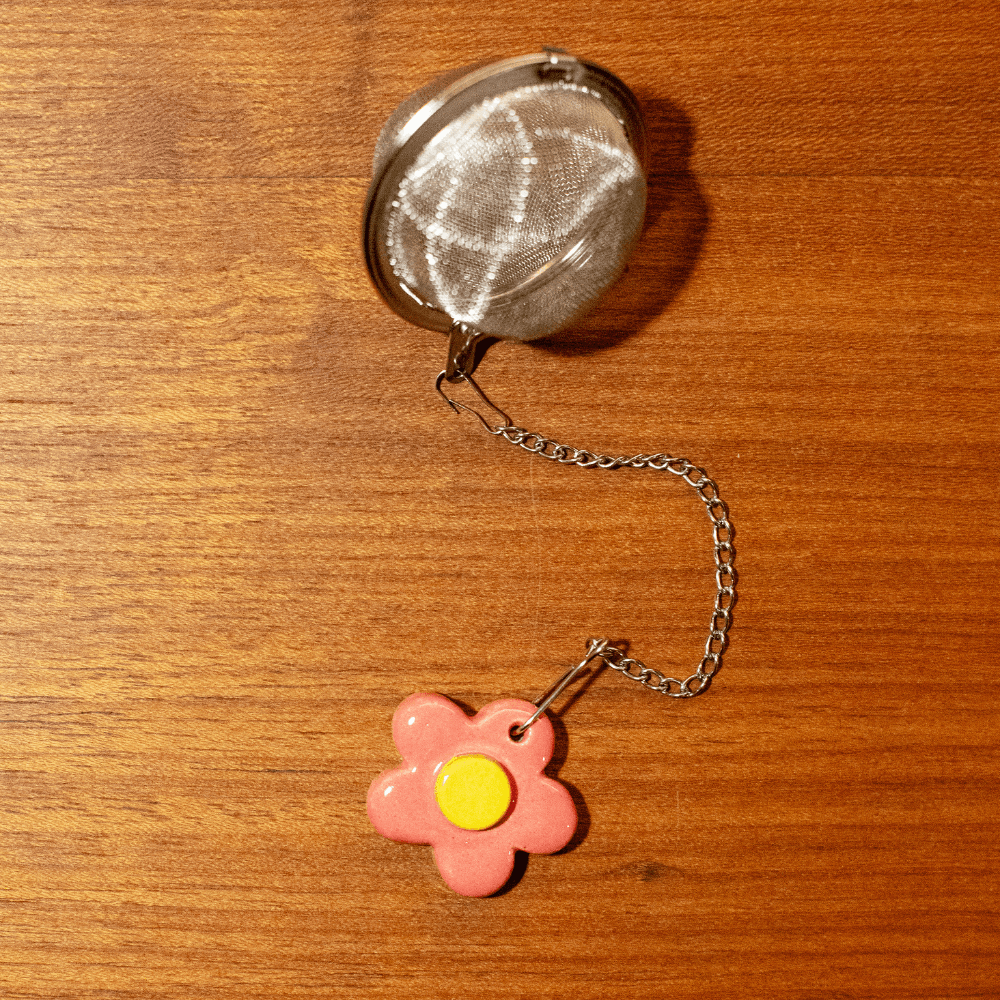 Infusor de Aco Inox Corrente Berloque Flor Rosa